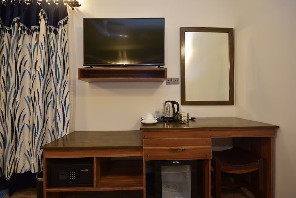 Island Home Ukulhas - View 30