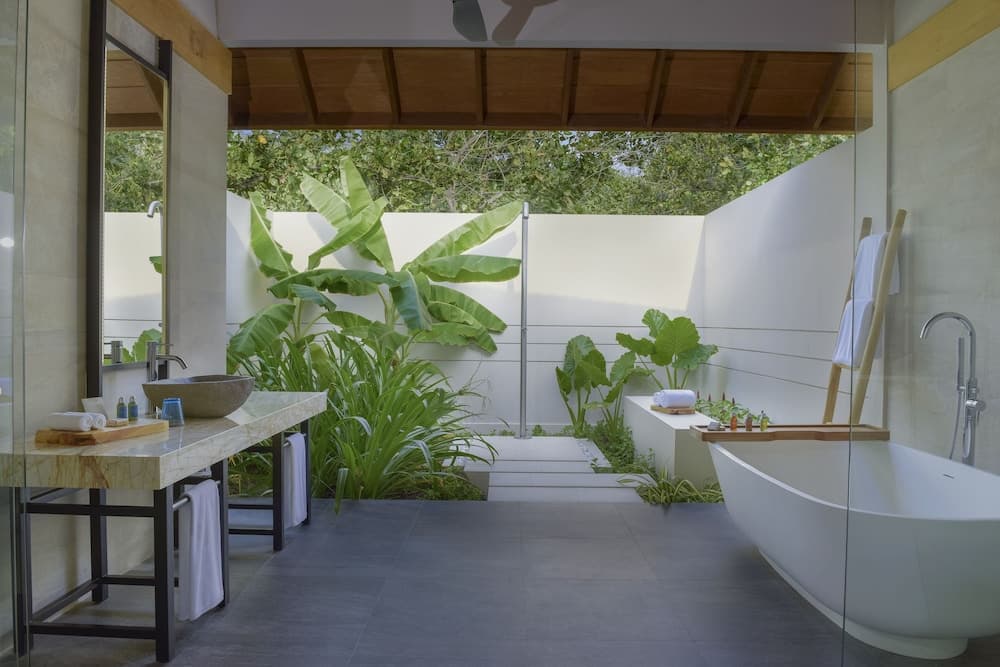 Emerald Faarufushi Resort & Spa - View 126