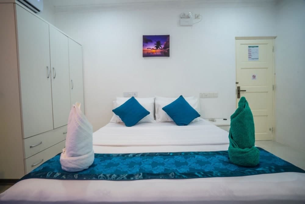 Palm Lodge - View 21