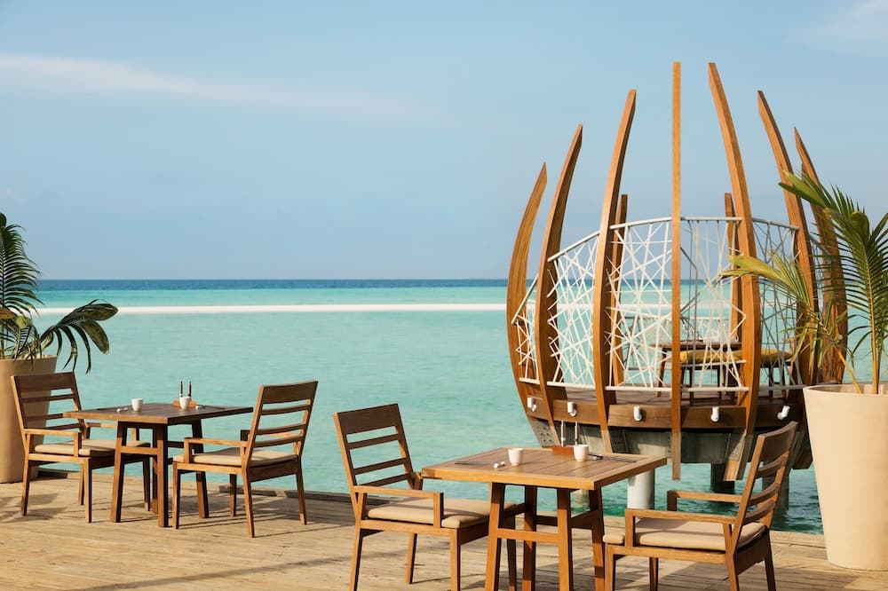 LUX* South Ari Atoll - View 35