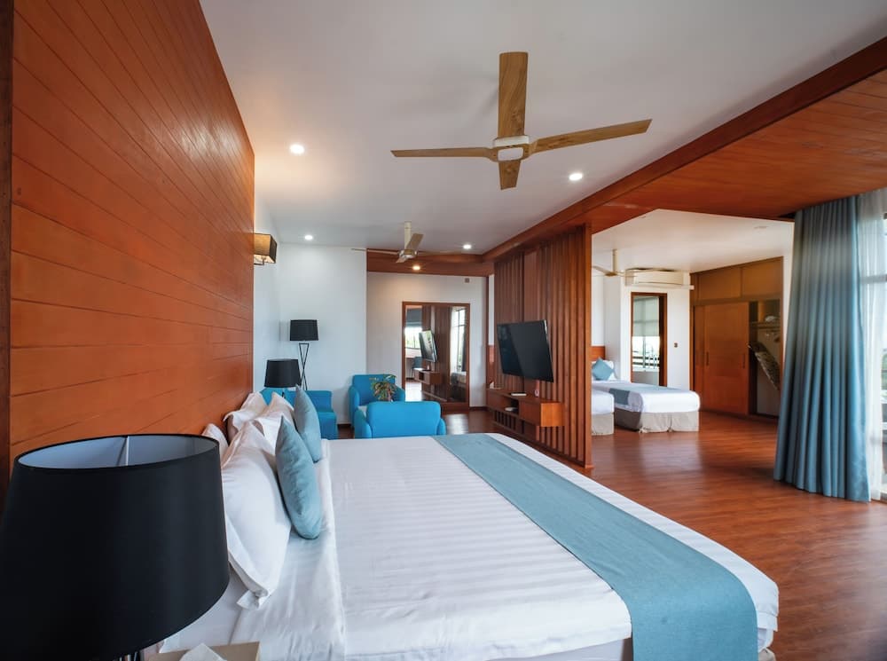 Araamu Hotels Maldives - View 22