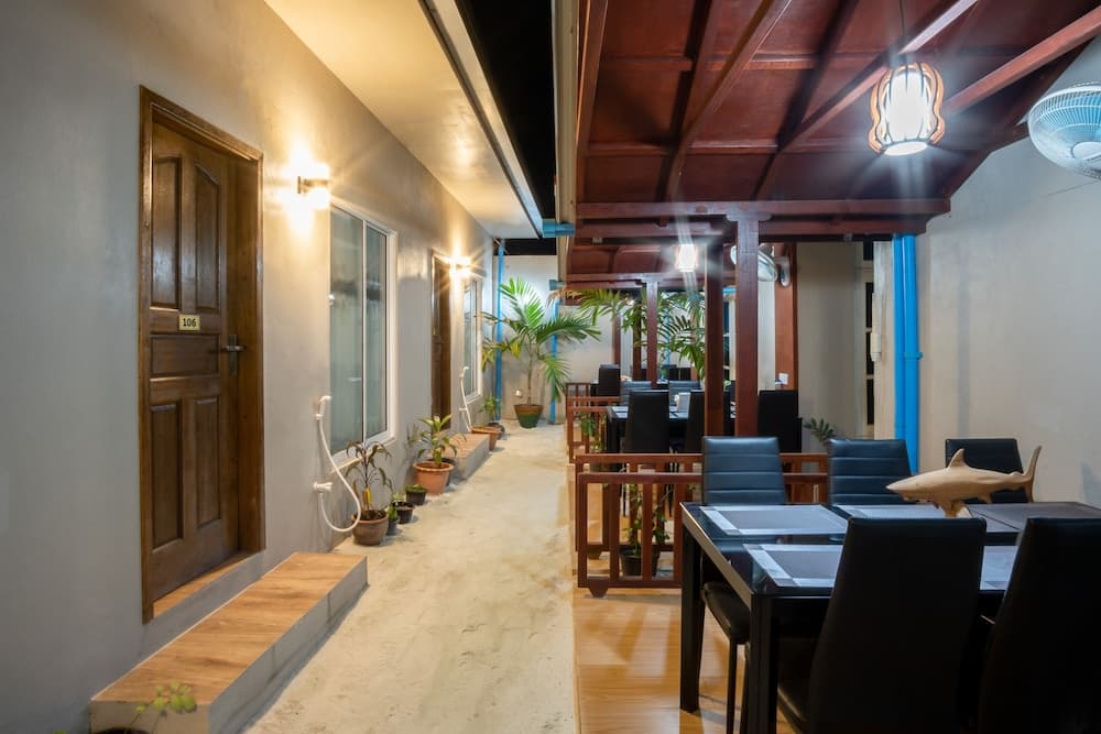 Ukulhas Beach Inn - View 131