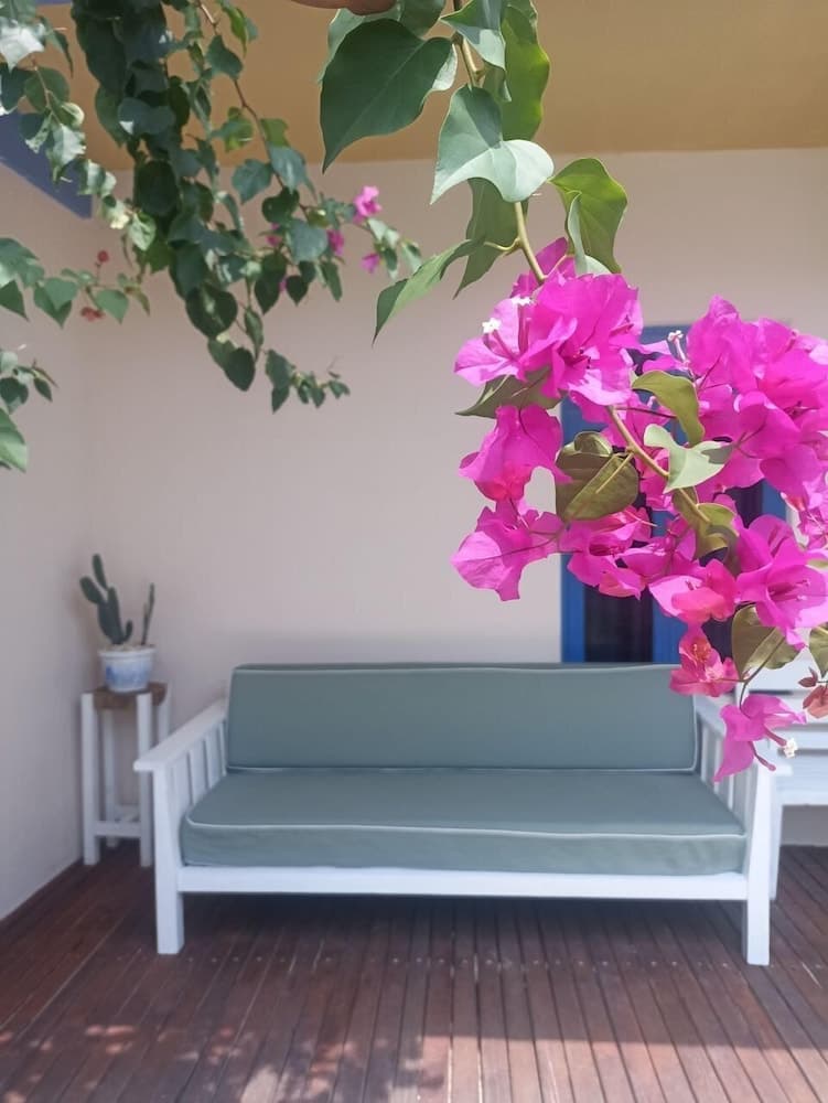 Kendhoo holidaysRavehimagu - View 1