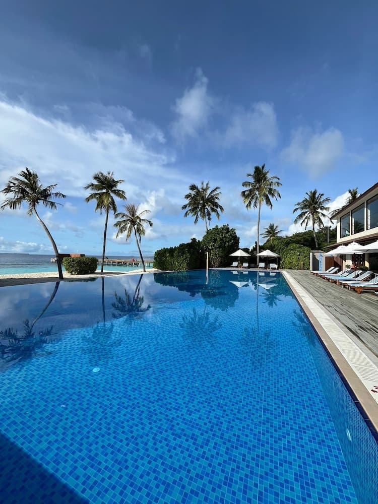 Reethi Faru Resort - View 56
