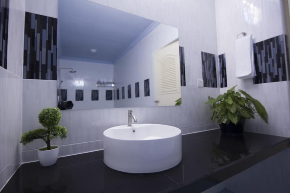 Ari Heaven - View 15