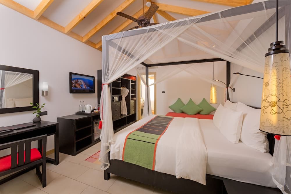 Vilamendhoo Island Resort & Spa - View 92