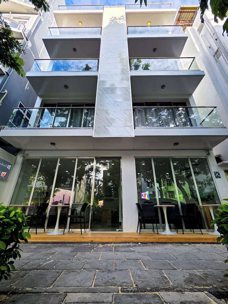 Terminal 27 - View 7