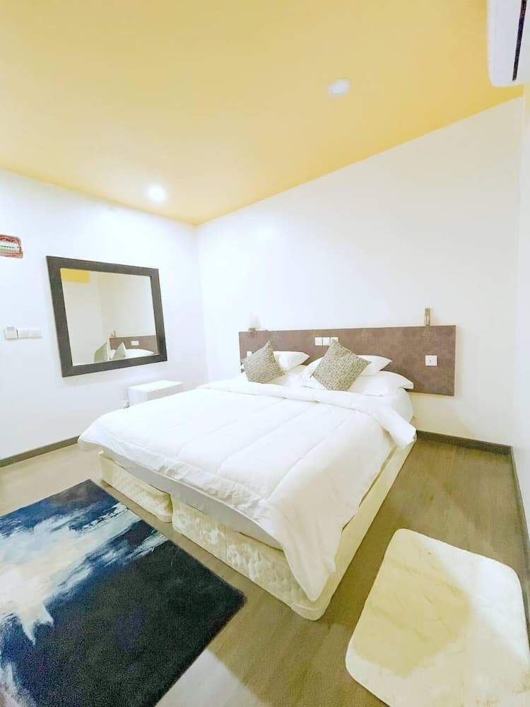 Fatims Beach House Maafushi - View 3