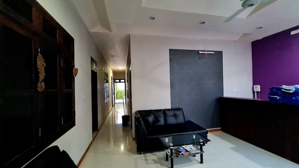 Jerrys Dive Lodge - View 1