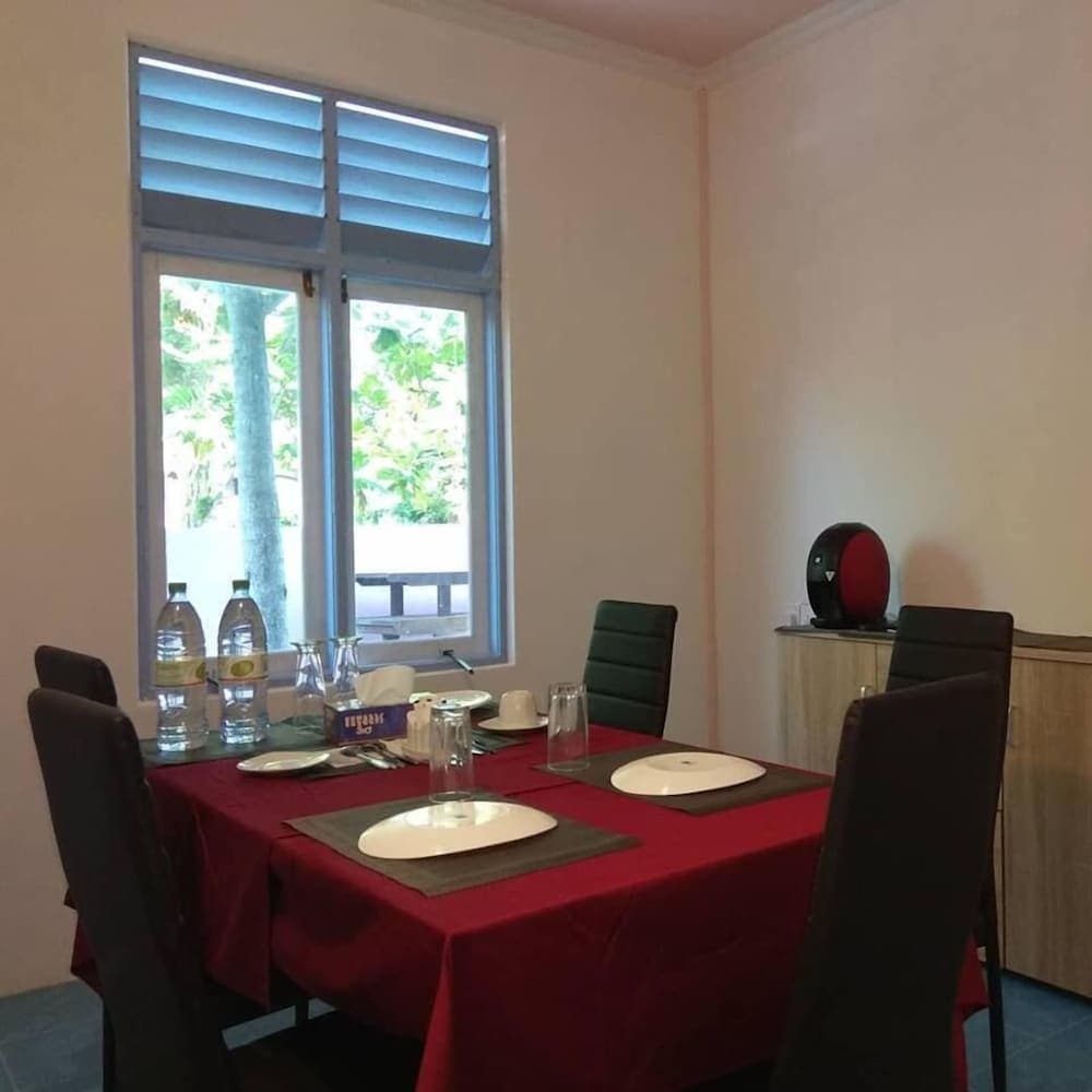 Veyvah Inn Maldives - View 12