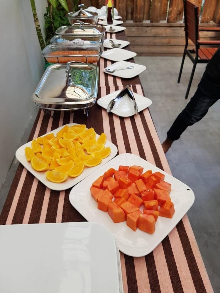 Hideaway inn - View 9