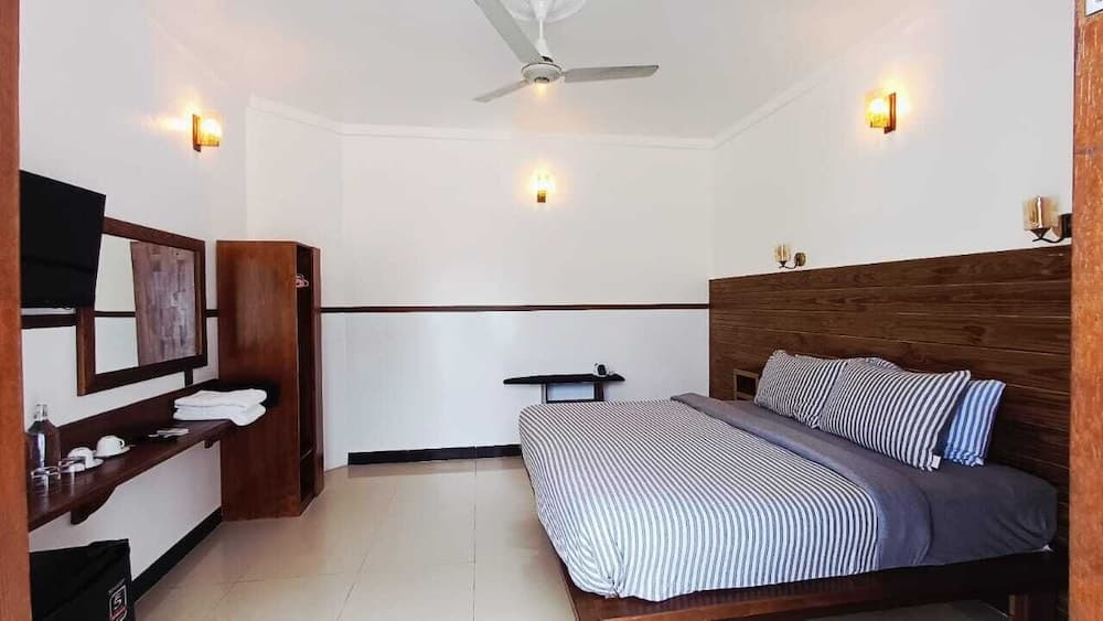 Luk inn at huraa - View 1