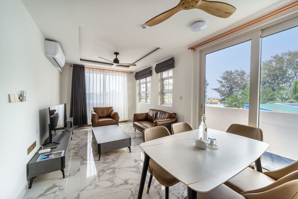 Stay Mikado - View 37