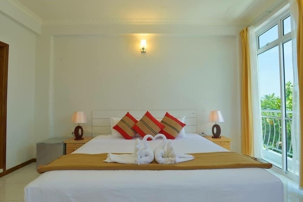 The White Sand Dunes Rasdhoo - View 2