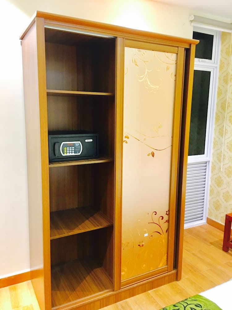 Green Flora - View 34