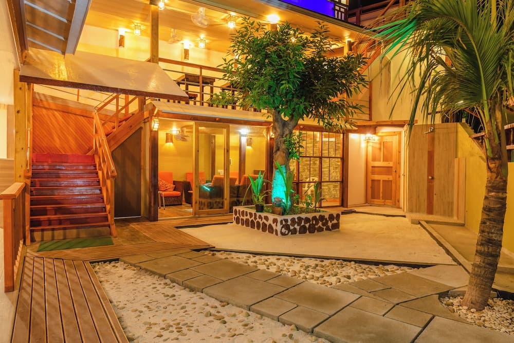 Dhamana Beach - View 10