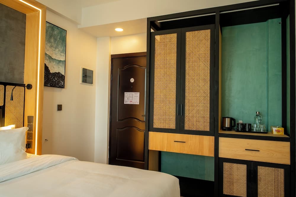 Athiri Residence - View 18