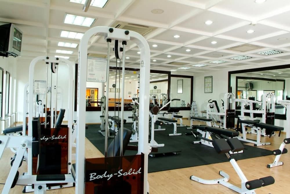 Hulhule Island Hotel - View 7