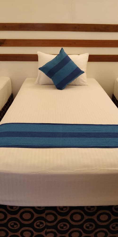 Alkina Lodge - View 9