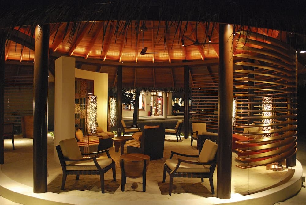 Constance Halaveli - View 125