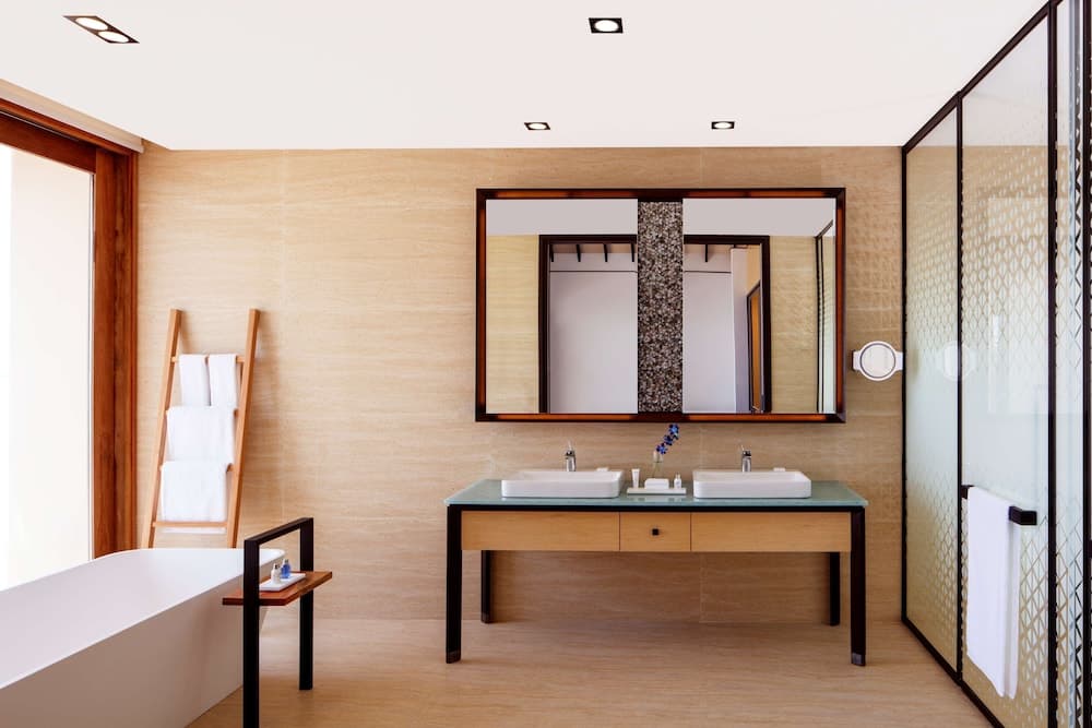 Radisson Blu Resort Maldives - View 155