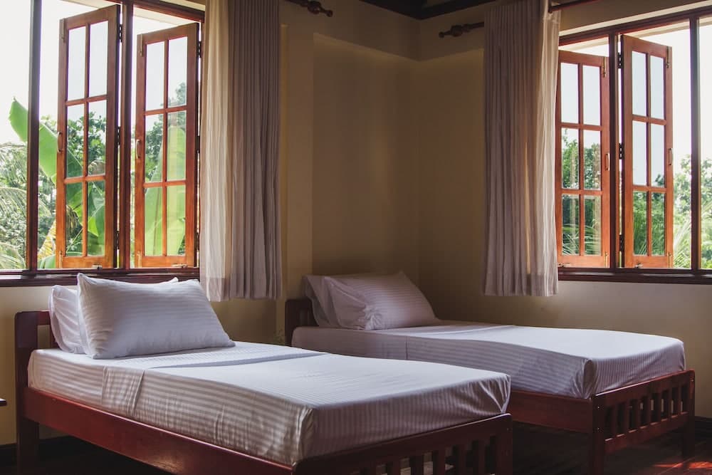 Gurahaana Guest House - View 3