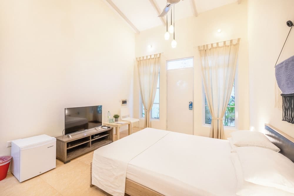 Three Hearts Guesthouse - View 2