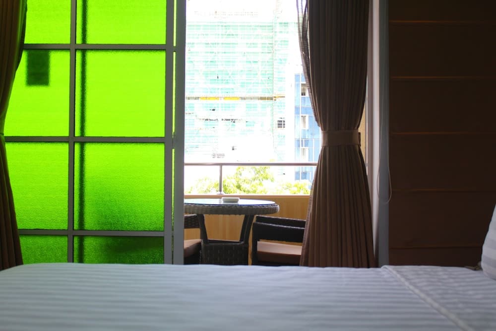 Six In One - View 42