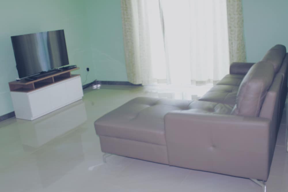 Salty Beach House - View 6