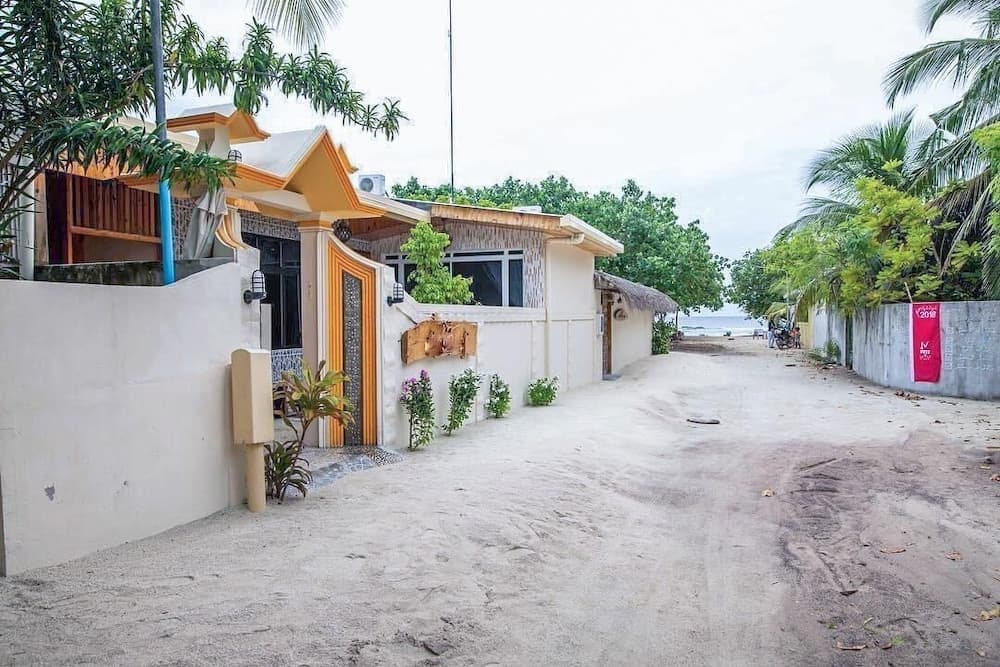 Moro Rasdhoo - View 1