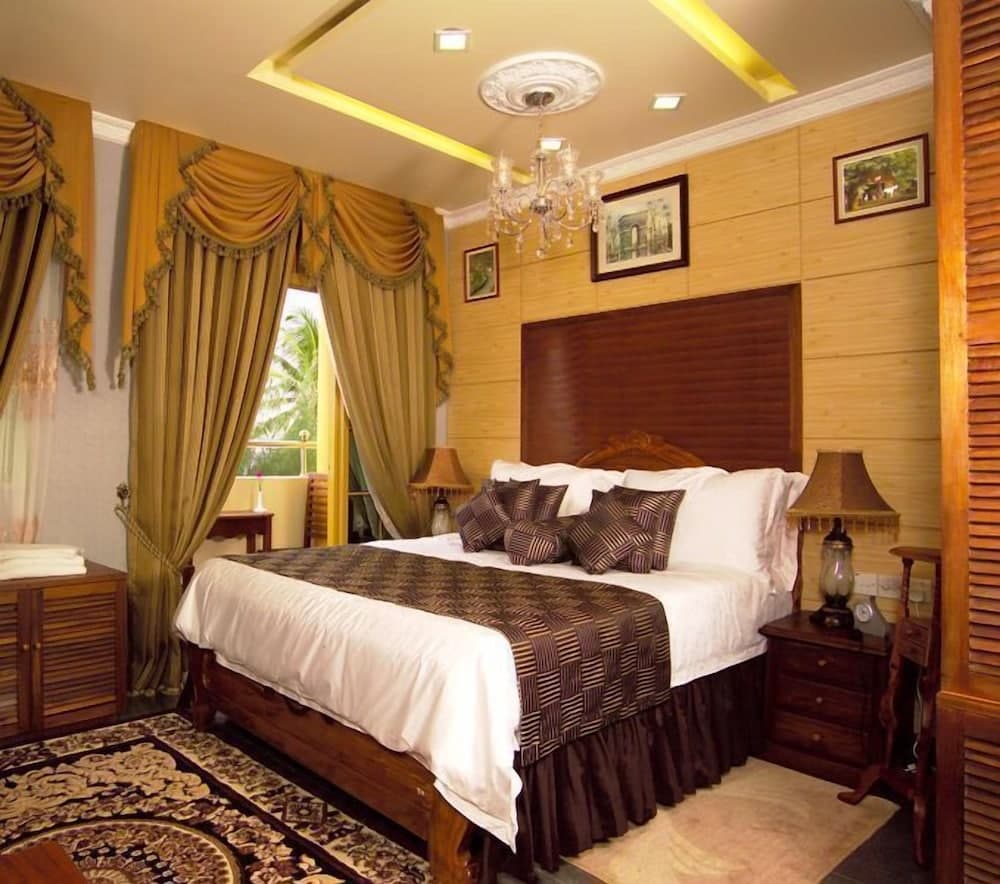 Loona Hotel - View 12