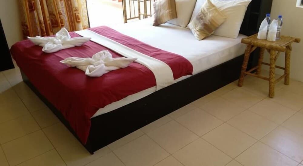 Island Cottage - View 9