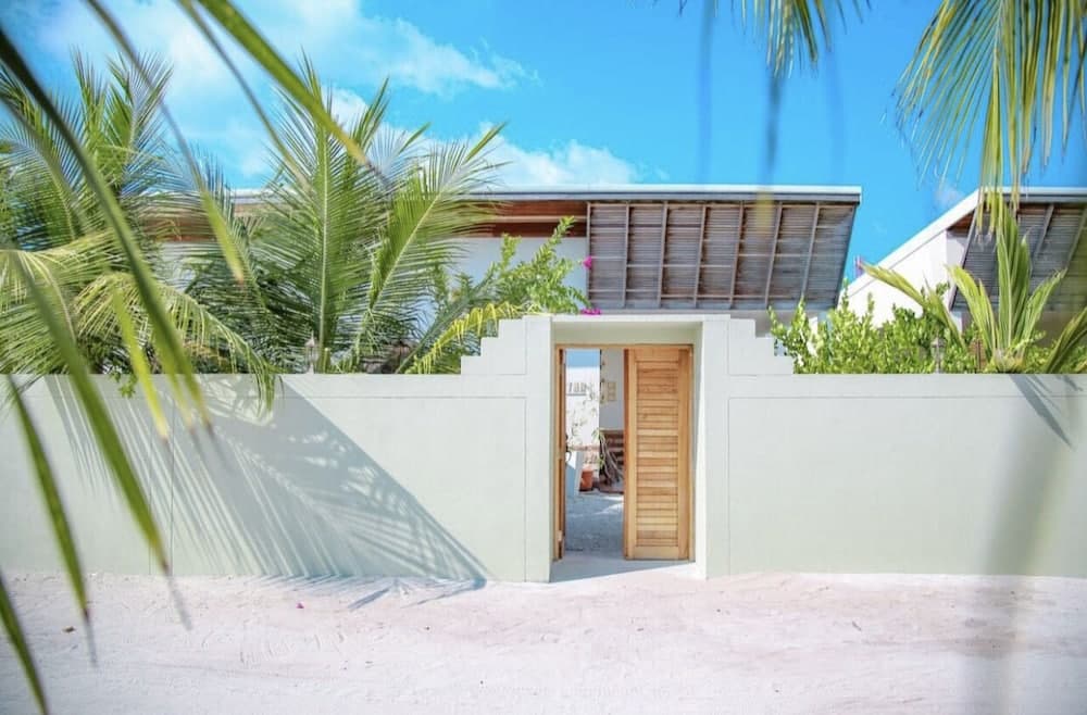 Himeyn Beach Retreat - View 18