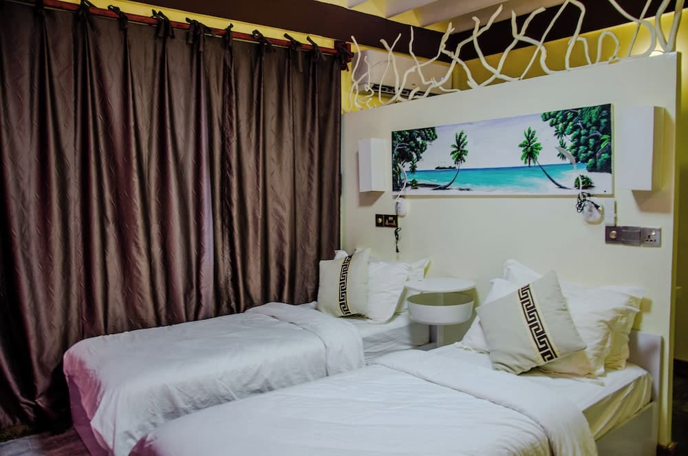 Luna lodge - View 17