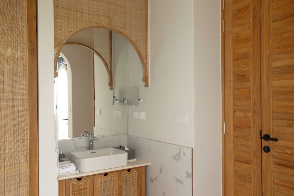 Stone Hotel Dhiffushi - View 164