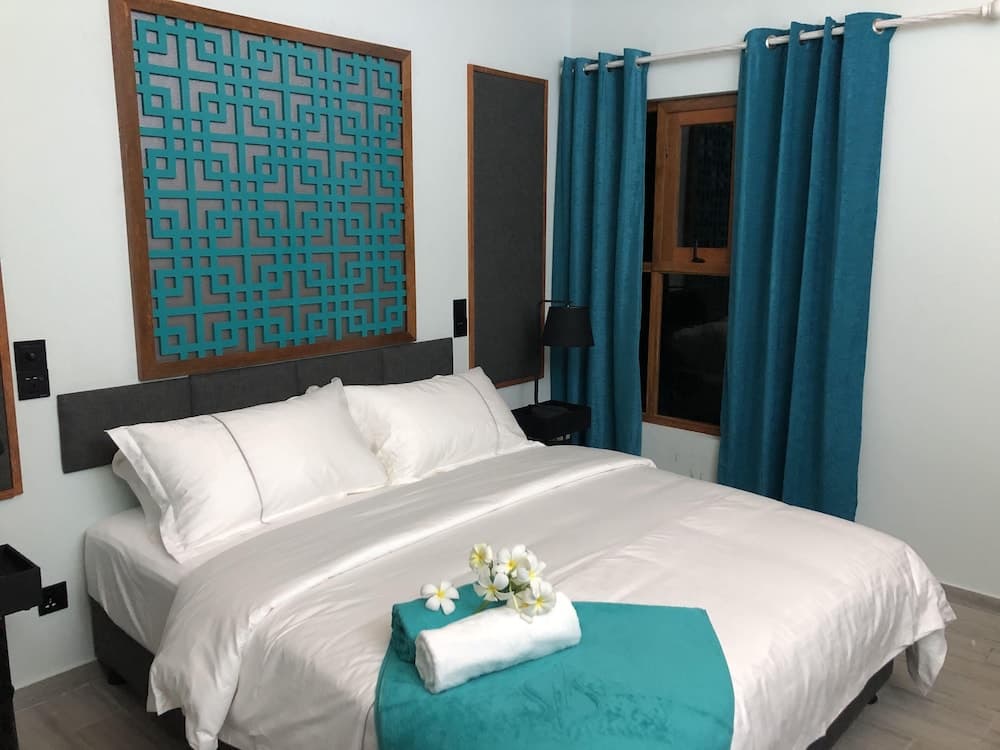 Village Hideaways & Spas - View 8