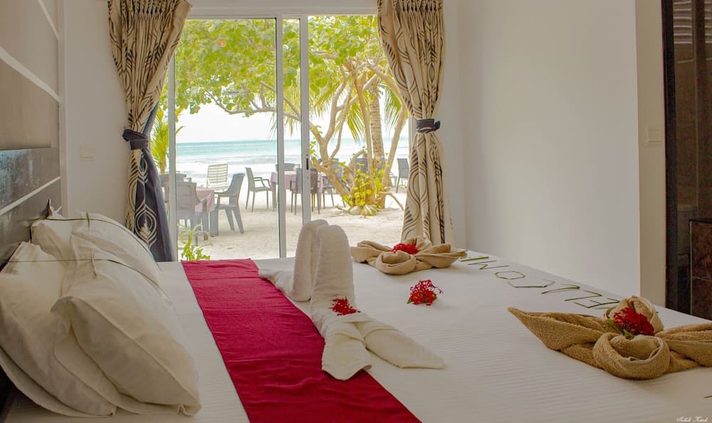 Crown Beach Hotel Maldives - View 18