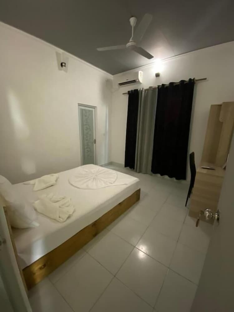 String Wave Maldives - View 6