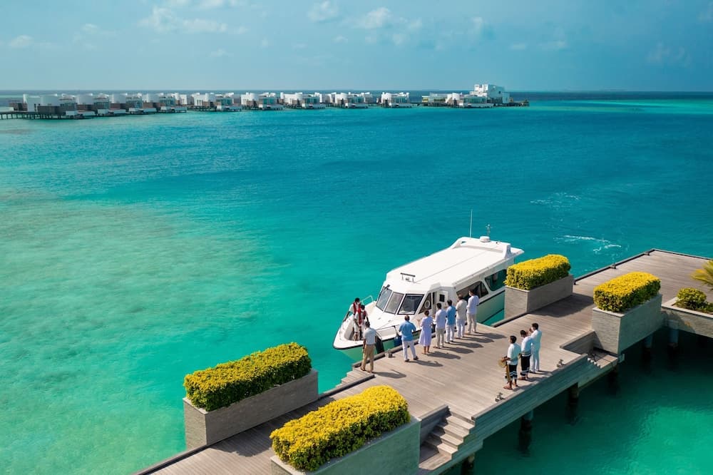 Jumeirah Olhahali Island - View 2