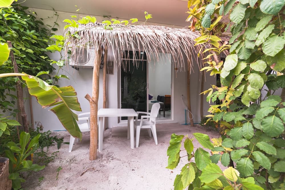 BB Island House Dhigurah - View 47