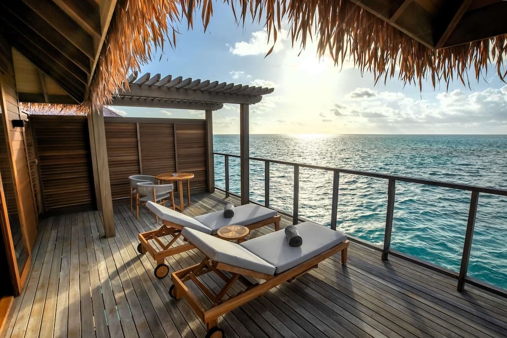 Hotel Whale Lagoon Maldives - View 8