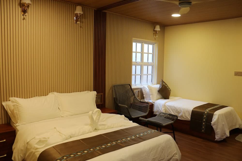 Breeze Haven Surf Retreat - View 6