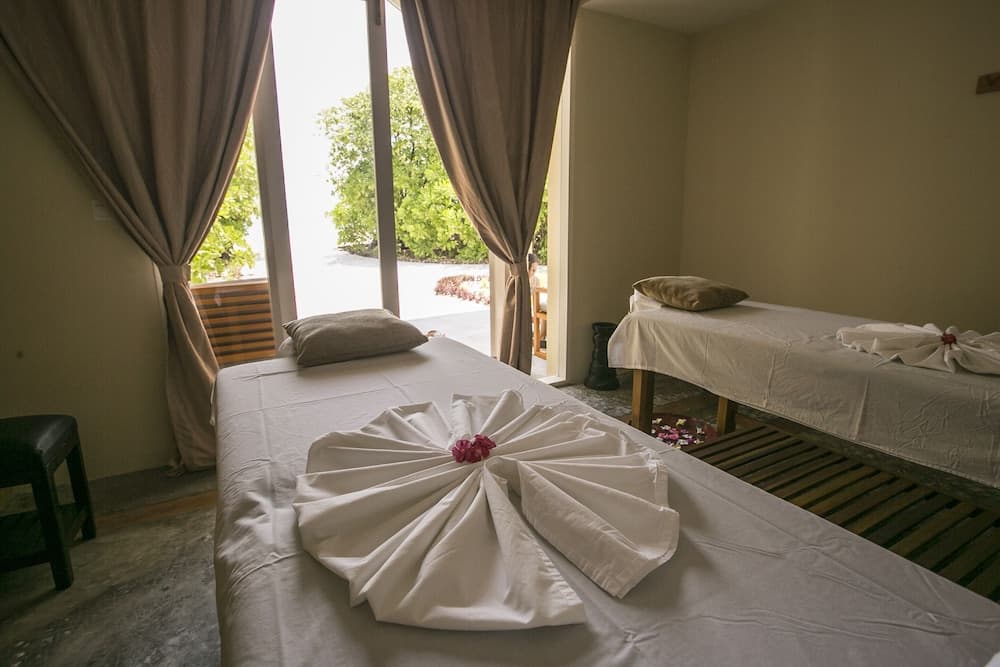 Hondaafushi Island Resort - View 13