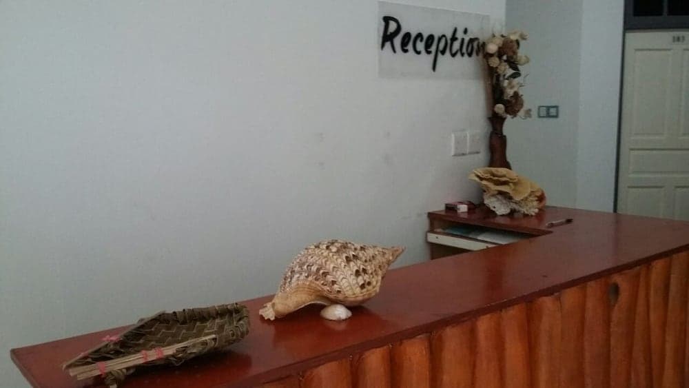 Ungoofaar Inn - View 5