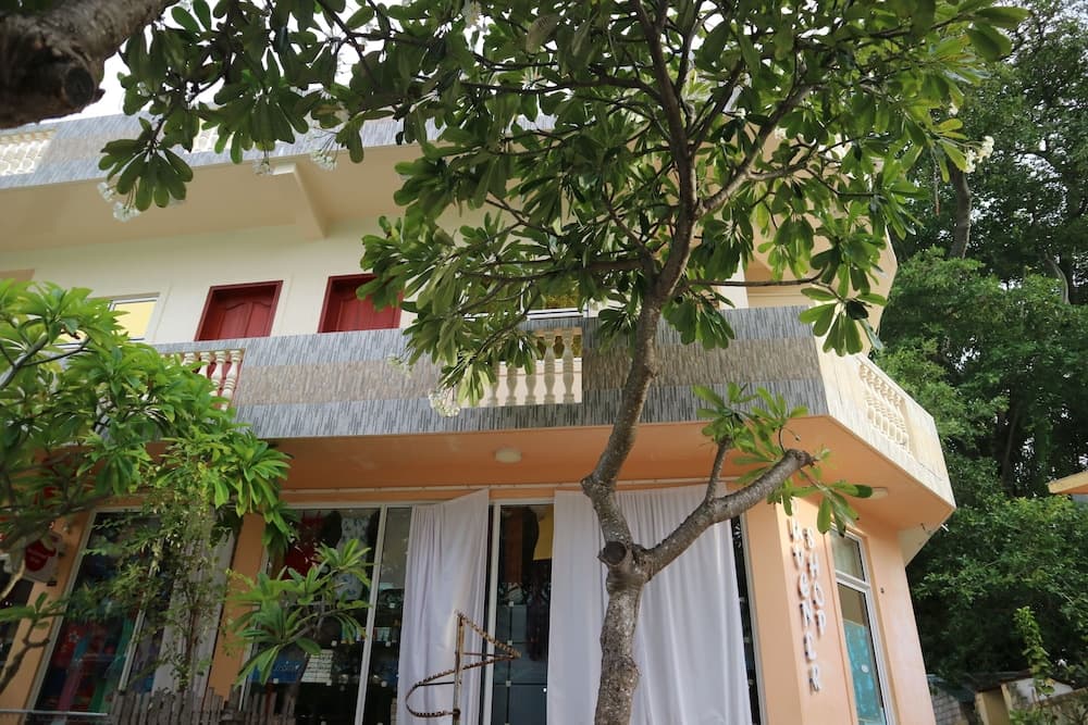 Cornerstay at Dhangethi - View 41