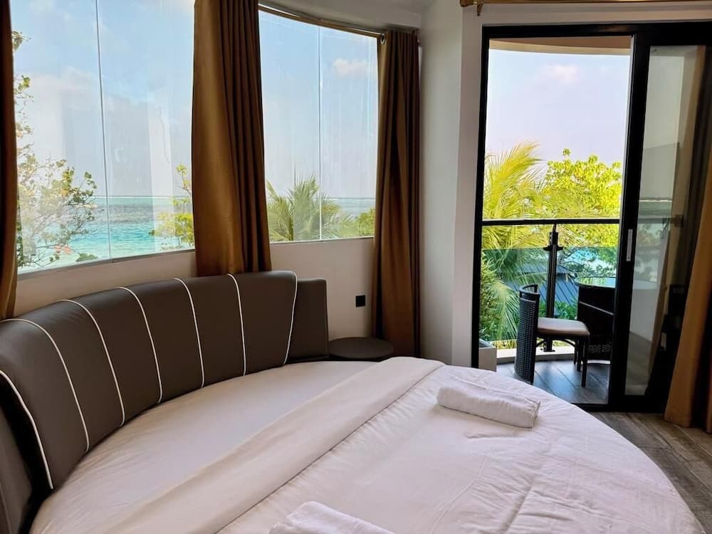 Bibee Maldives - View 24