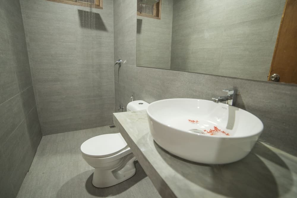 Island Scuba Inn - View 6