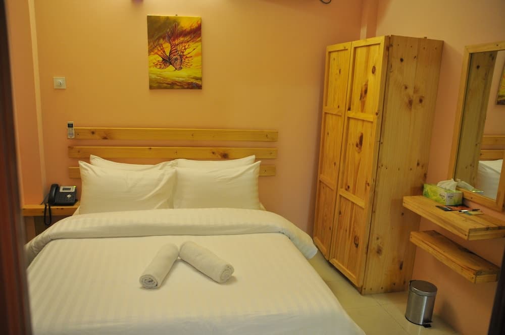 Koamas Lodge - View 11