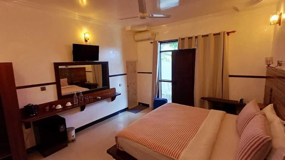 Luk inn at huraa - View 20