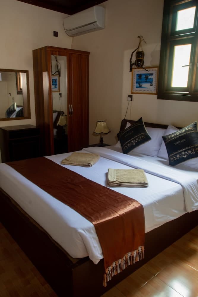Kuri Beach View Inn - View 3